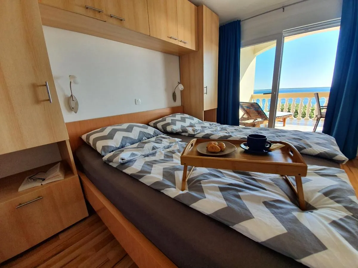 Apartment Comfortable Family Apt Iris 20M From Beach In Mandre