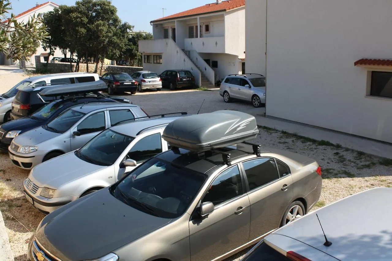 Apartment Comfortable Family Apt Iris 20M From Beach In Mandre