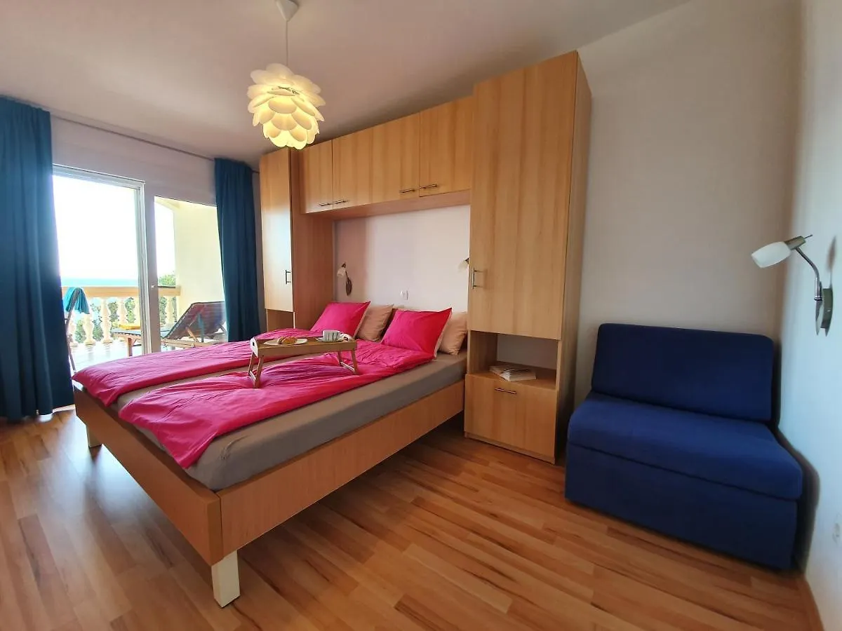 Apartment Comfortable Family Apt Iris 20M From Beach In Mandre