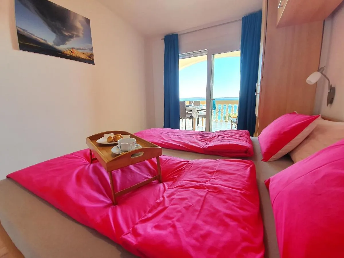 Comfortable Family Apt Iris 20M From Beach In Mandre Croatia