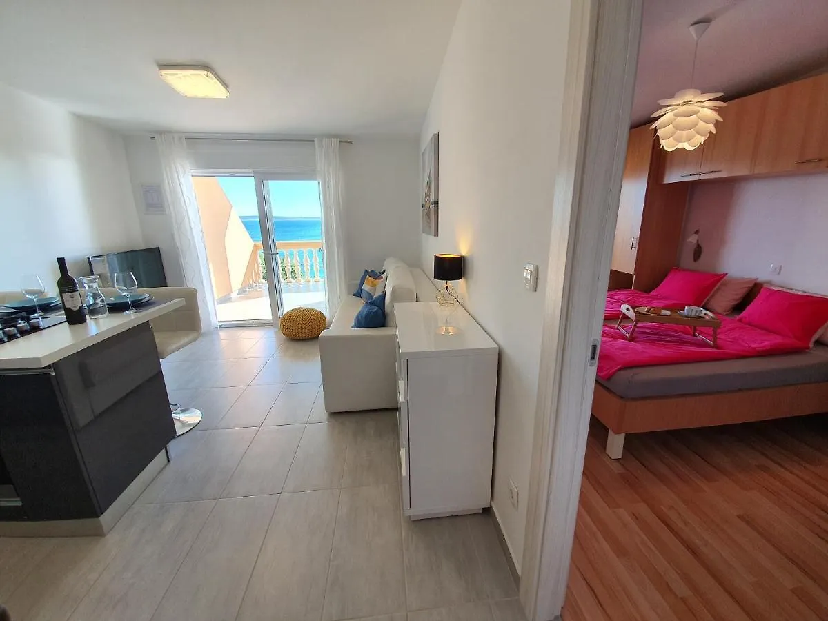 Apartment Comfortable Family Apt Iris 20M From Beach In Mandre